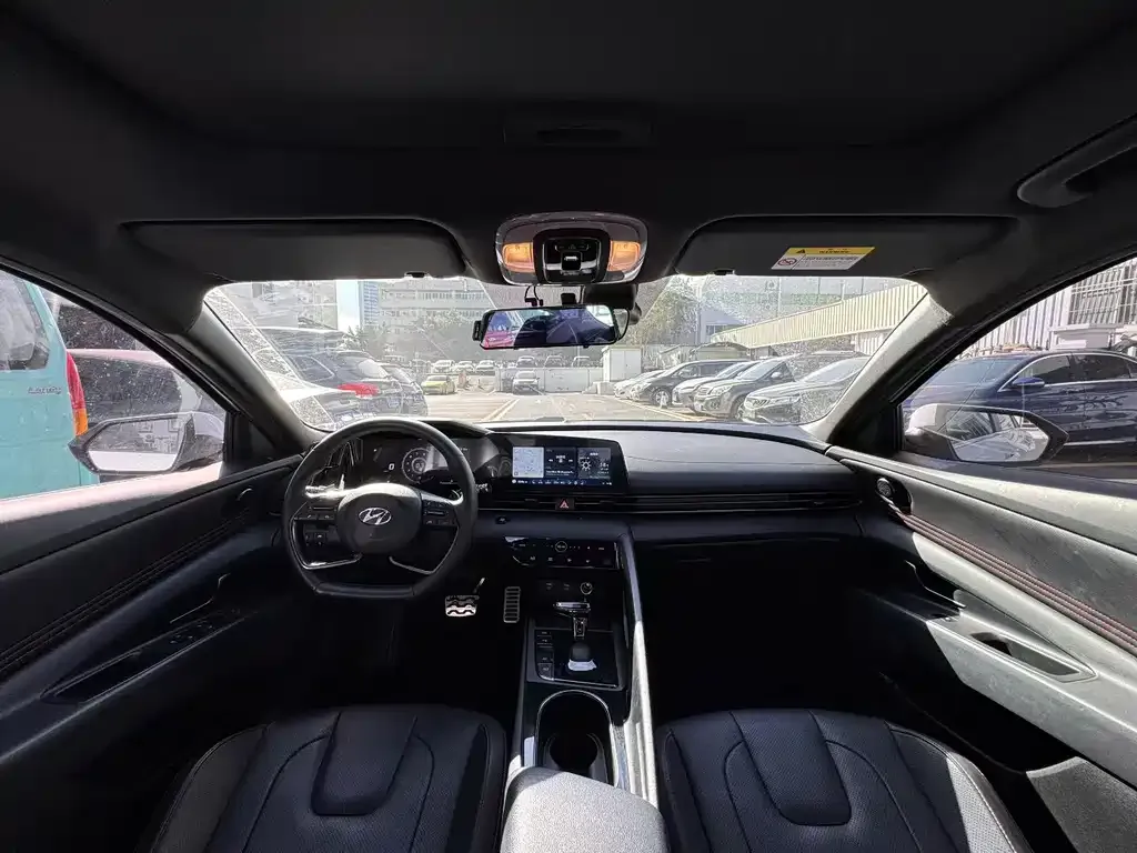 Hyundai Elantra 2022 из CN, фото 7