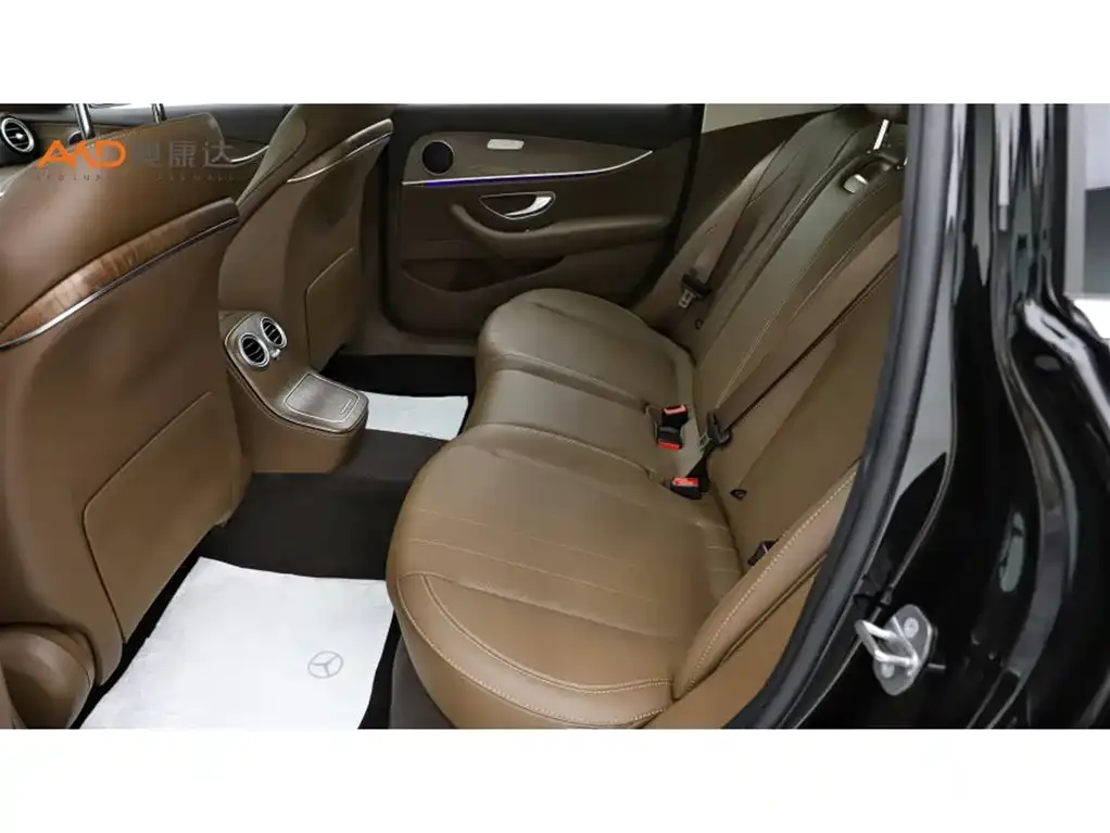 Mercedes-Benz E-Class 2023 из CN, фото 7