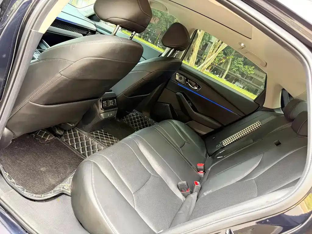 Honda Accord New Energy 2024 из CN, фото 5