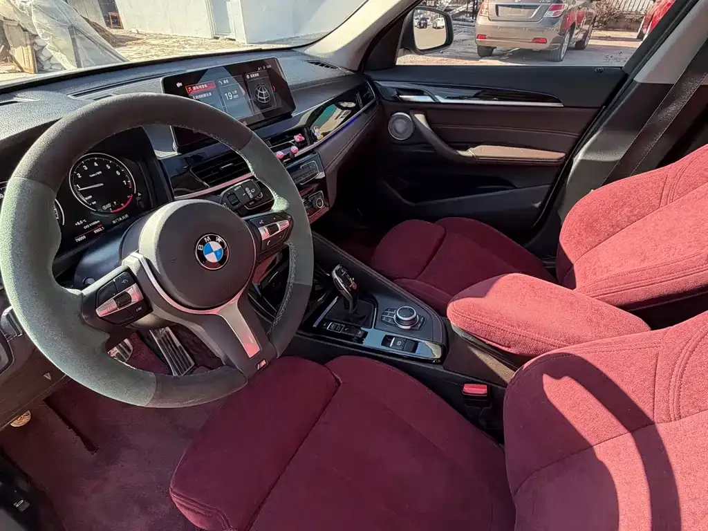 BMW X1 2021 из CN, фото 4