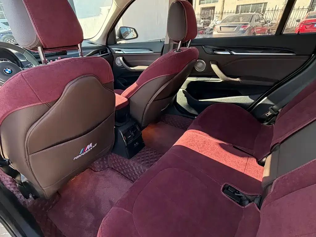 BMW X1 2021 из CN, фото 6