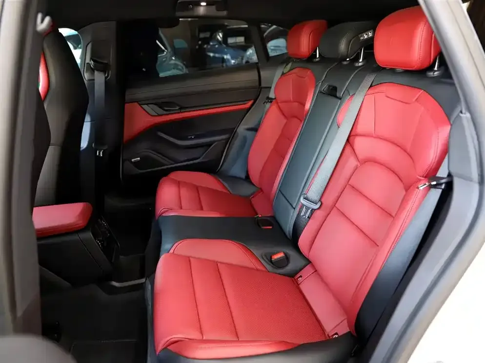 Porsche Taycan 2024 из CN, фото 6