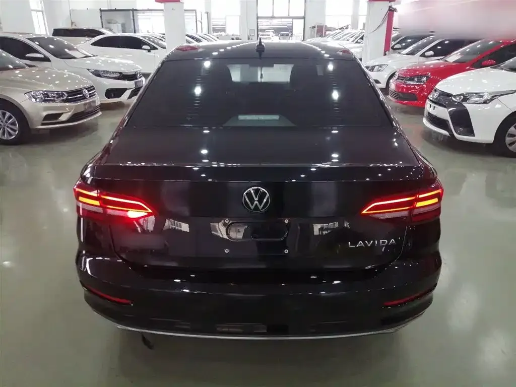 Volkswagen Lavida 2022 из CN, фото 6
