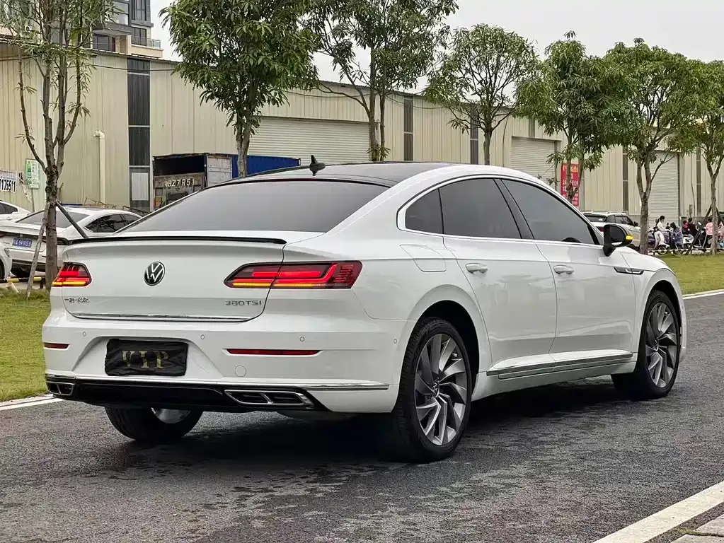 Volkswagen CC 2021 из CN, фото 9