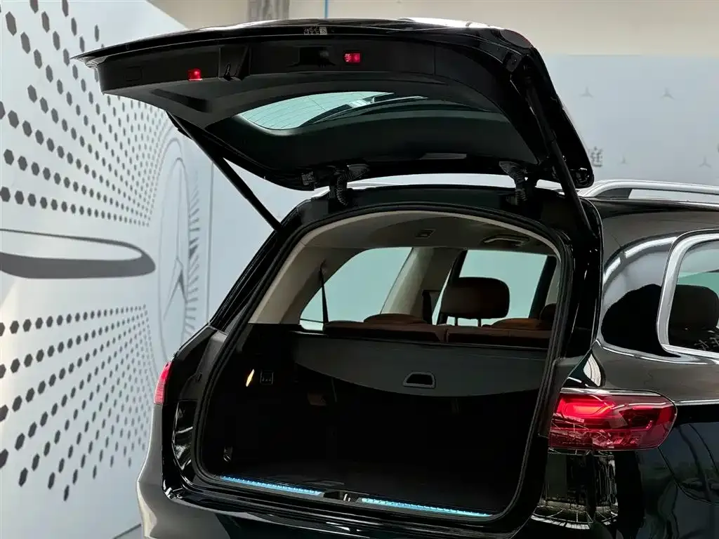Mercedes-Benz GLS 2023 из CN, фото 3