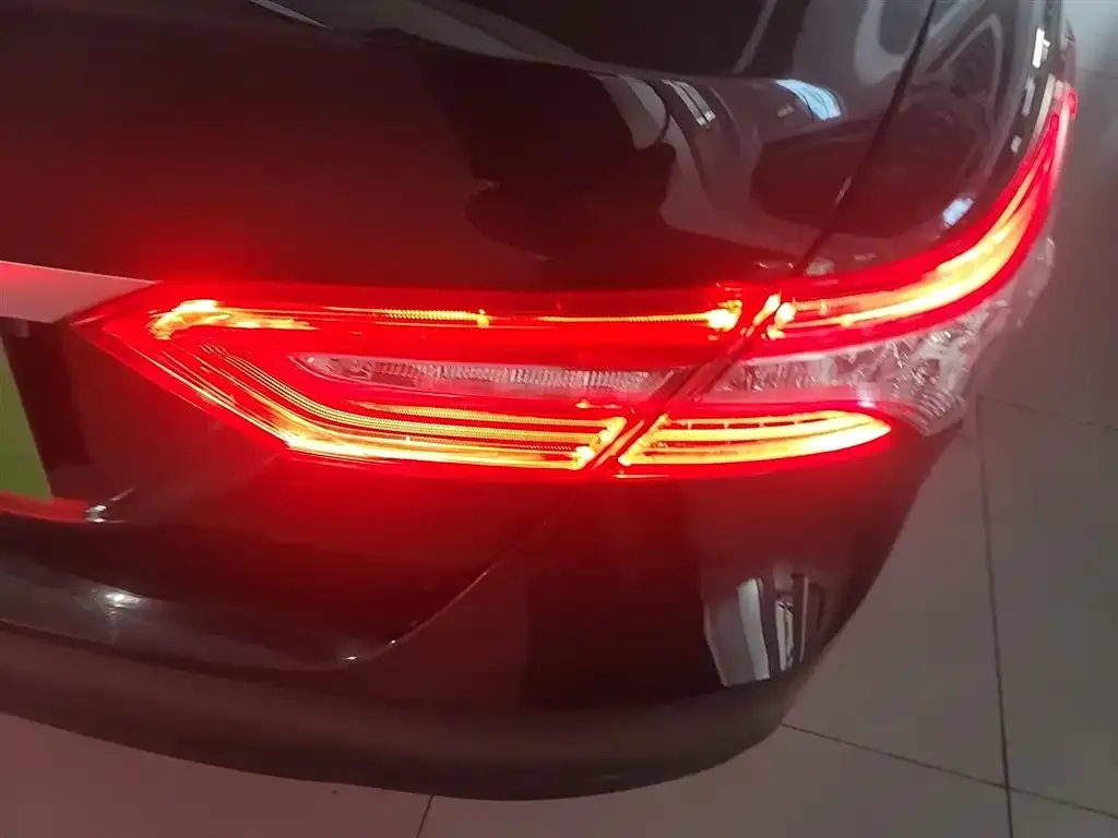 Toyota Camry 2022 из CN, фото 8