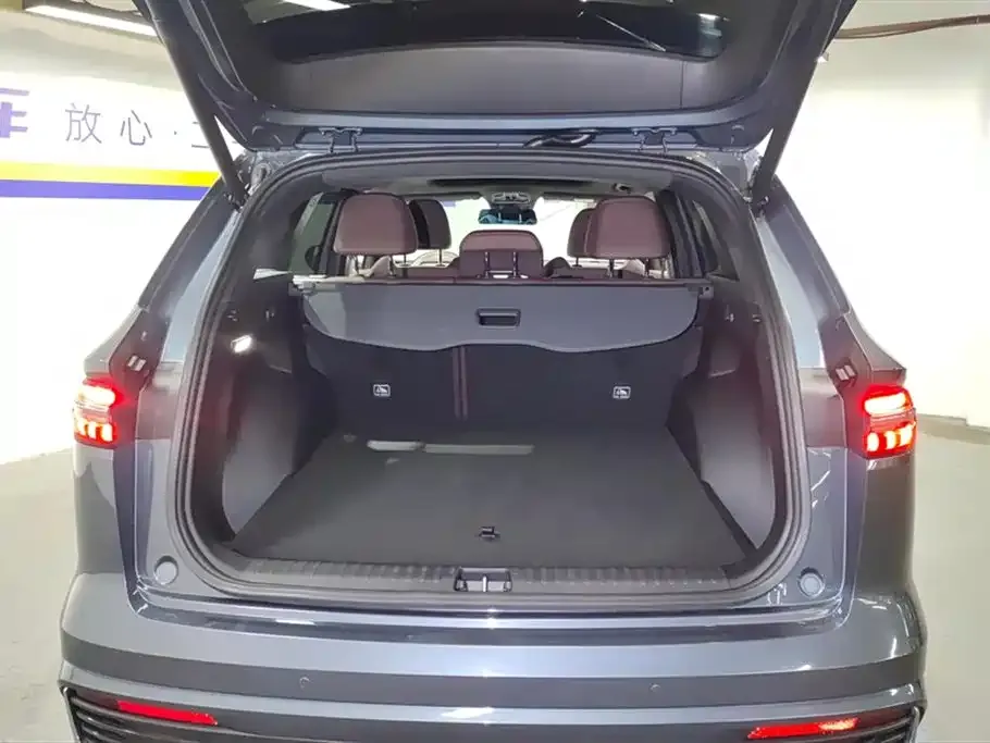 Geely Xingyue L 2023 из CN, фото 4