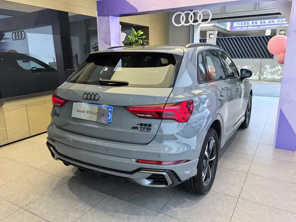 Audi Q3 — фото 4
