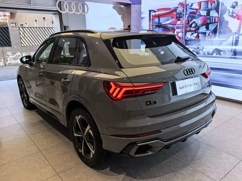 Audi Q3 — фото 5