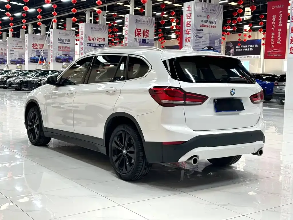 BMW X1 2021 из CN, фото 4