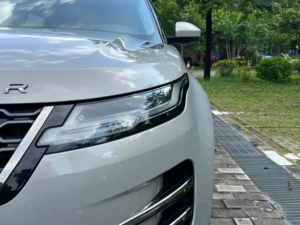 Land Rover Evoque PHEV 2023 из CN, фото 8