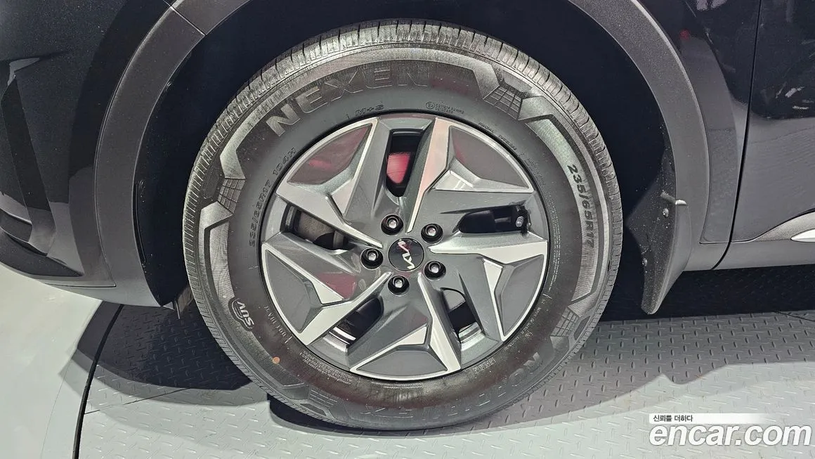 Kia Sorento — фото 5