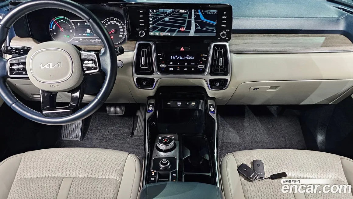 Kia Sorento — фото 7
