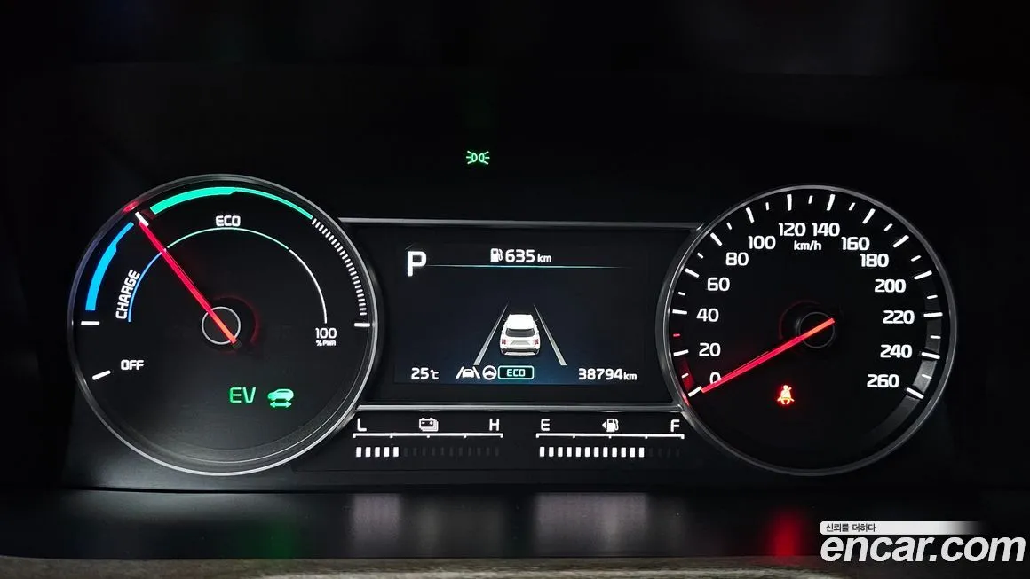 Kia Sorento — фото 8