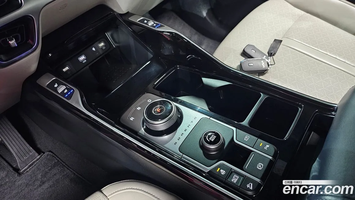 Kia Sorento — фото 9
