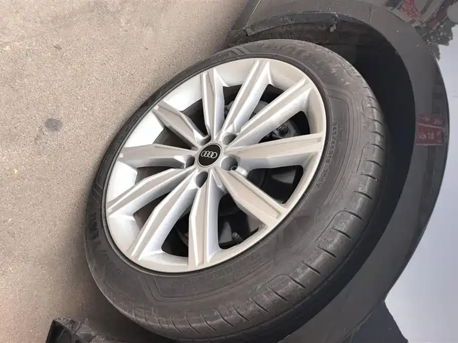 Audi A6L 2024 из CN, фото 6