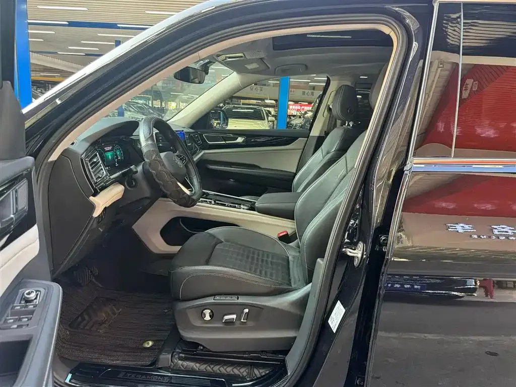 Volkswagen Teramont 2022 из CN, фото 9
