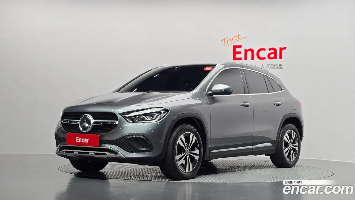 Mercedes-Benz GLA-Class