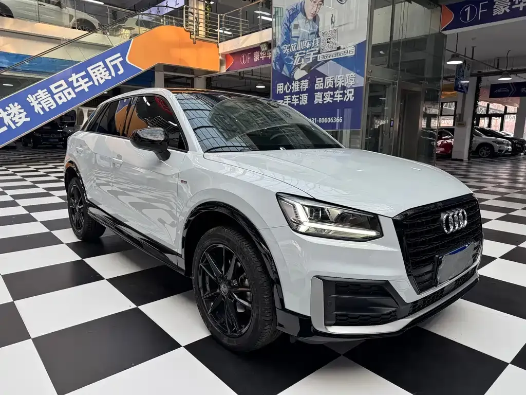 Audi Q2L 2021 из CN, фото 1