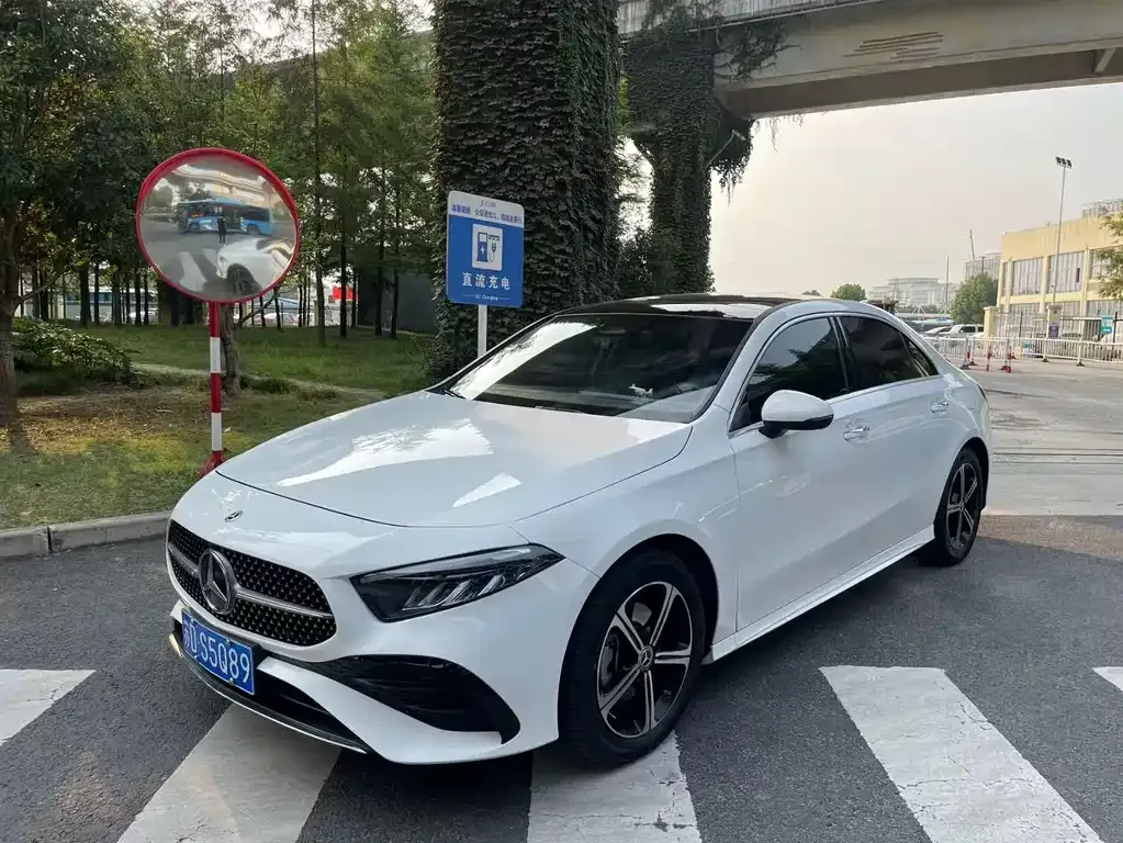 Mercedes-Benz A-Class 2024 из CN, фото 1