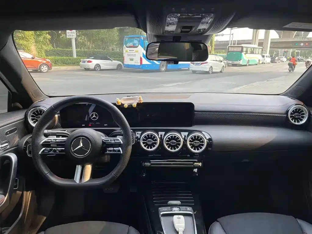 Mercedes-Benz A-Class 2024 из CN, фото 5