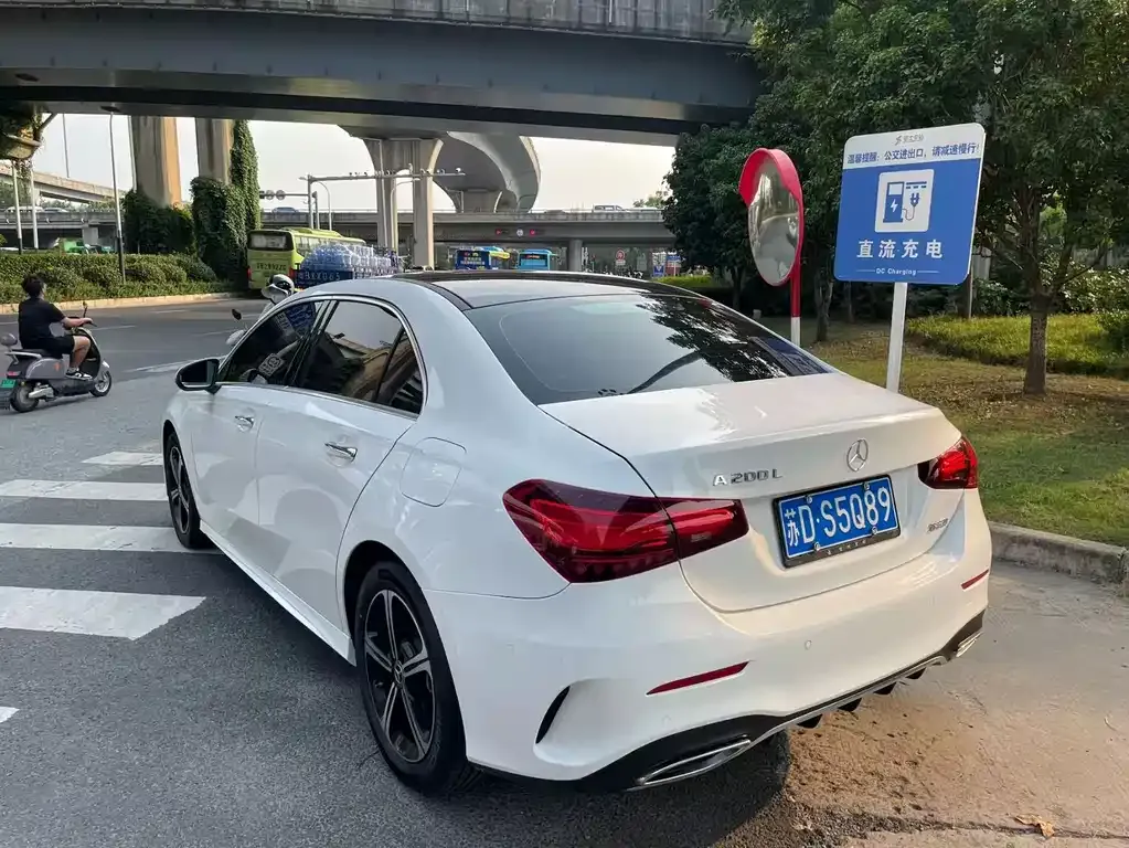 Mercedes-Benz A-Class 2024 из CN, фото 7