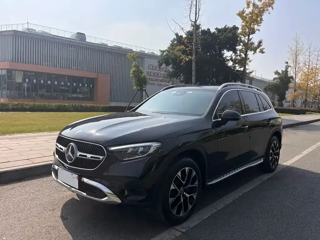 Mercedes-Benz GLC 2023 из CN, фото 1