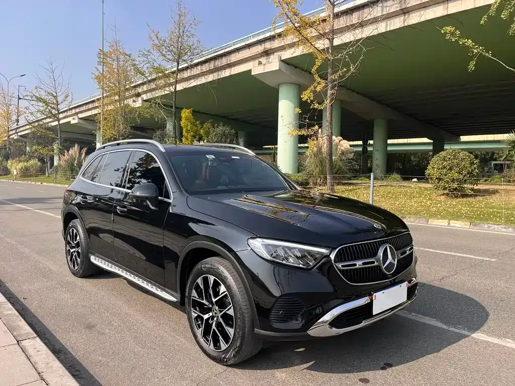 Mercedes-Benz GLC 2023 из CN, фото 3