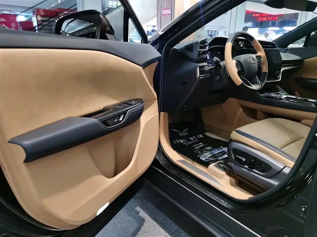 Lexus RZ 2024 из CN, фото 5