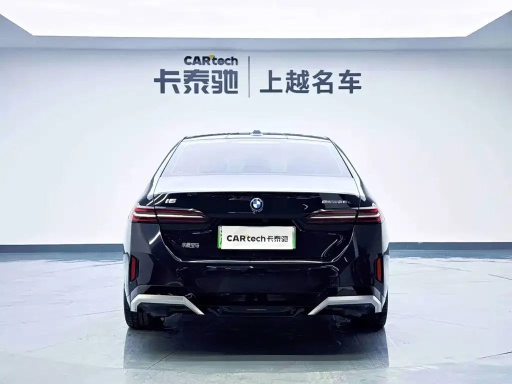 BMW i5 — фото 6