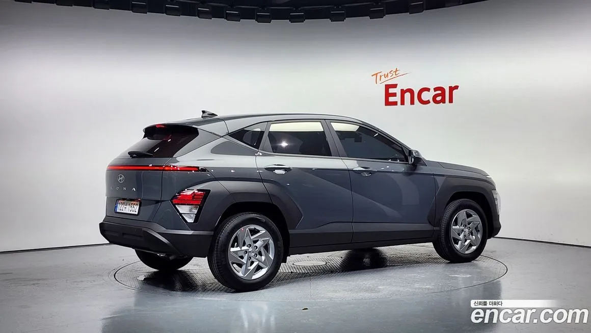 Hyundai Kona — фото 2