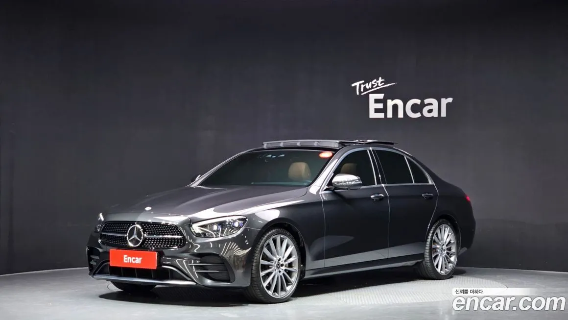 Mercedes-Benz E-Class — фото 1