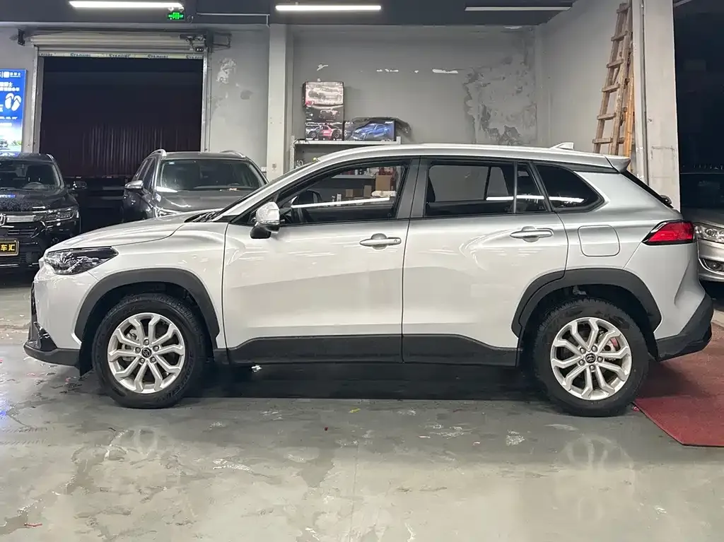 Toyota Frontlander 2024 из CN, фото 3