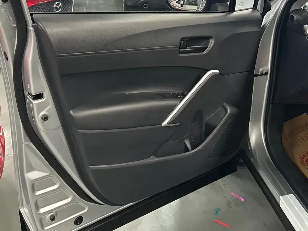 Toyota Frontlander 2024 из CN, фото 8