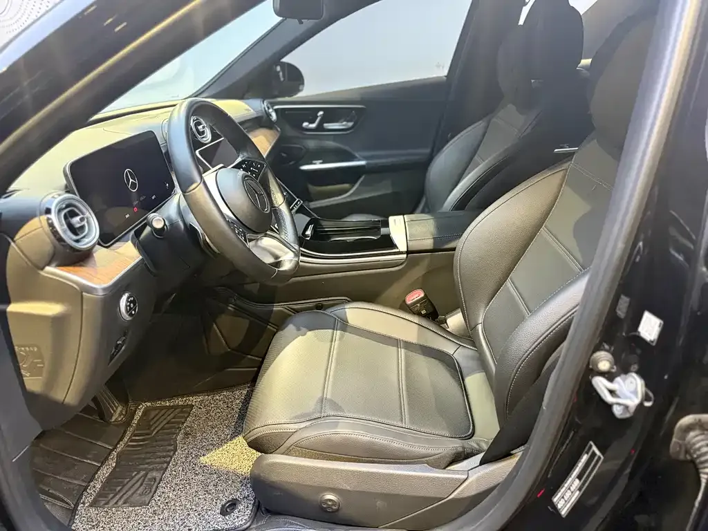 Mercedes-Benz C-Class 2023 из CN, фото 4