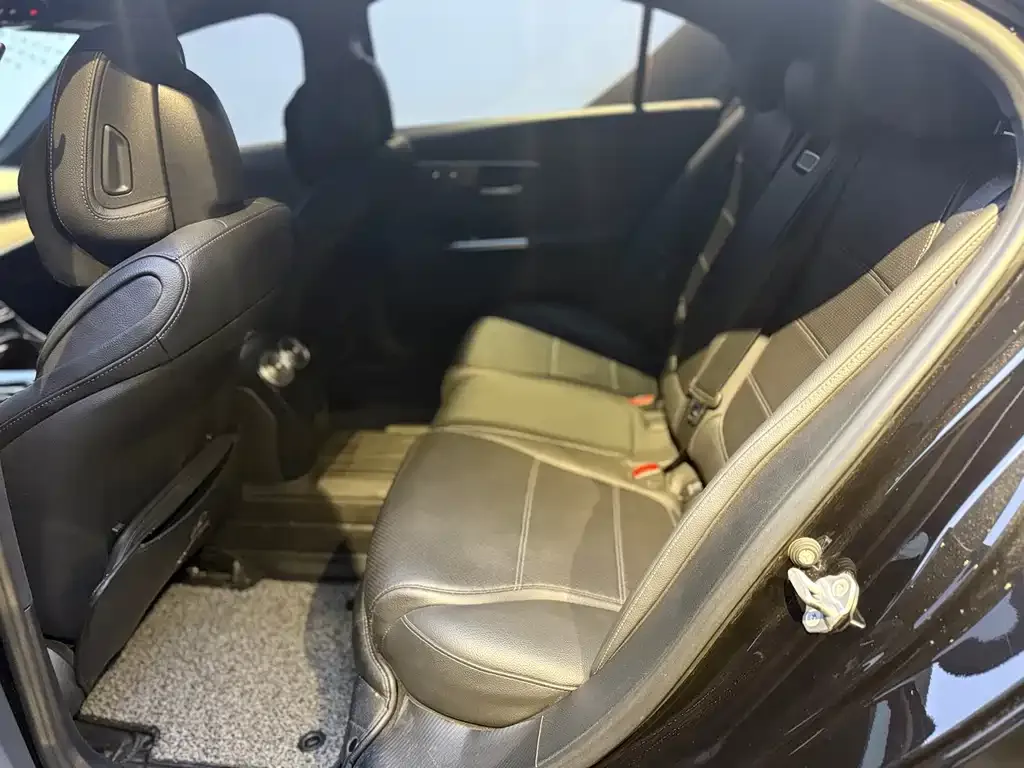 Mercedes-Benz C-Class 2023 из CN, фото 6