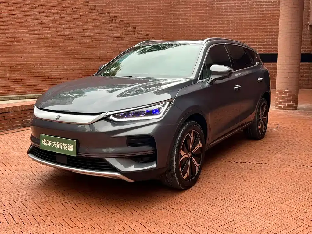 BYD Tang New Energy — фото 1