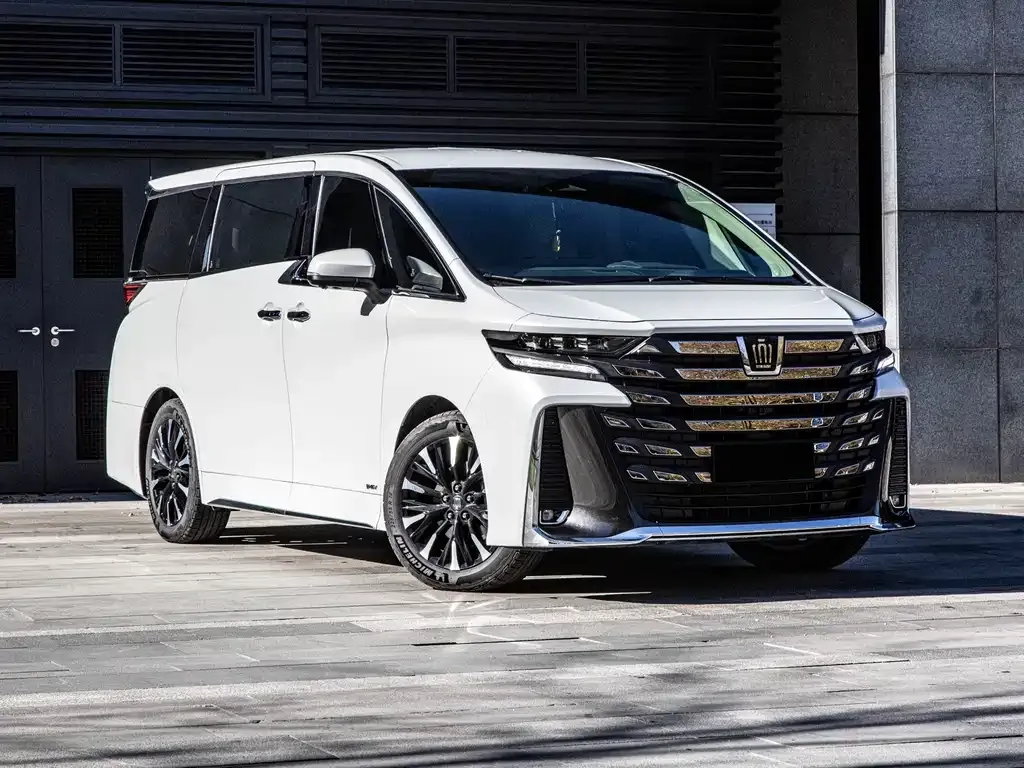 Toyota Vellfire 2024 из CN, фото 1