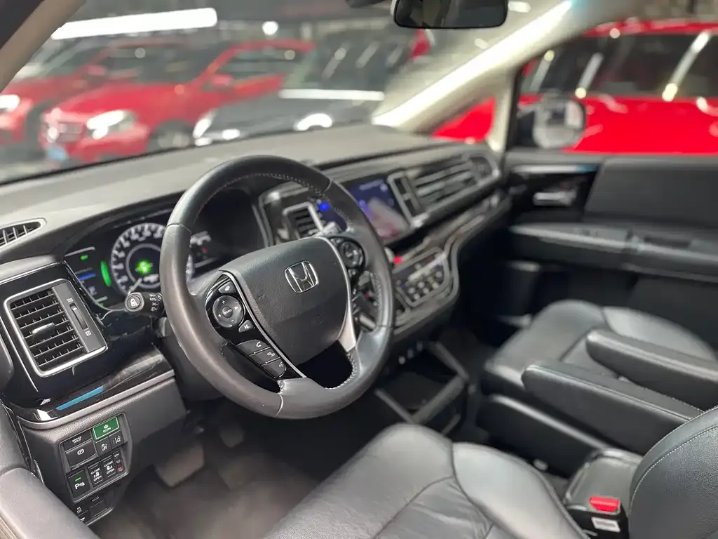 Honda Elysion 2021 из CN, фото 10
