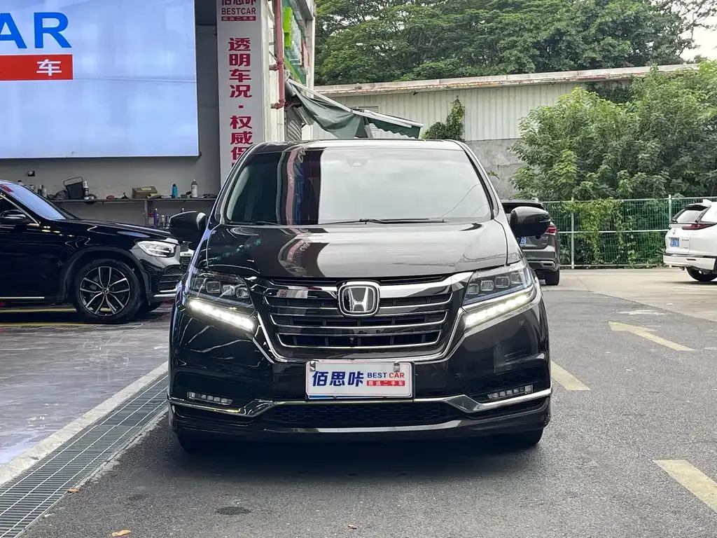 Honda Elysion 2021 из CN, фото 2