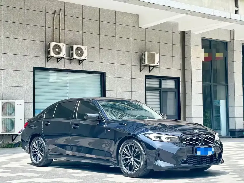 BMW 3 Series 2023 из CN, фото 3