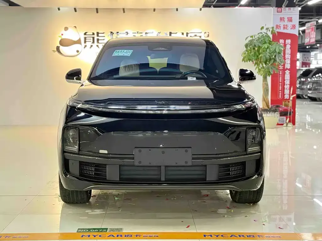 Li Auto L8 2023 из CN, фото 2