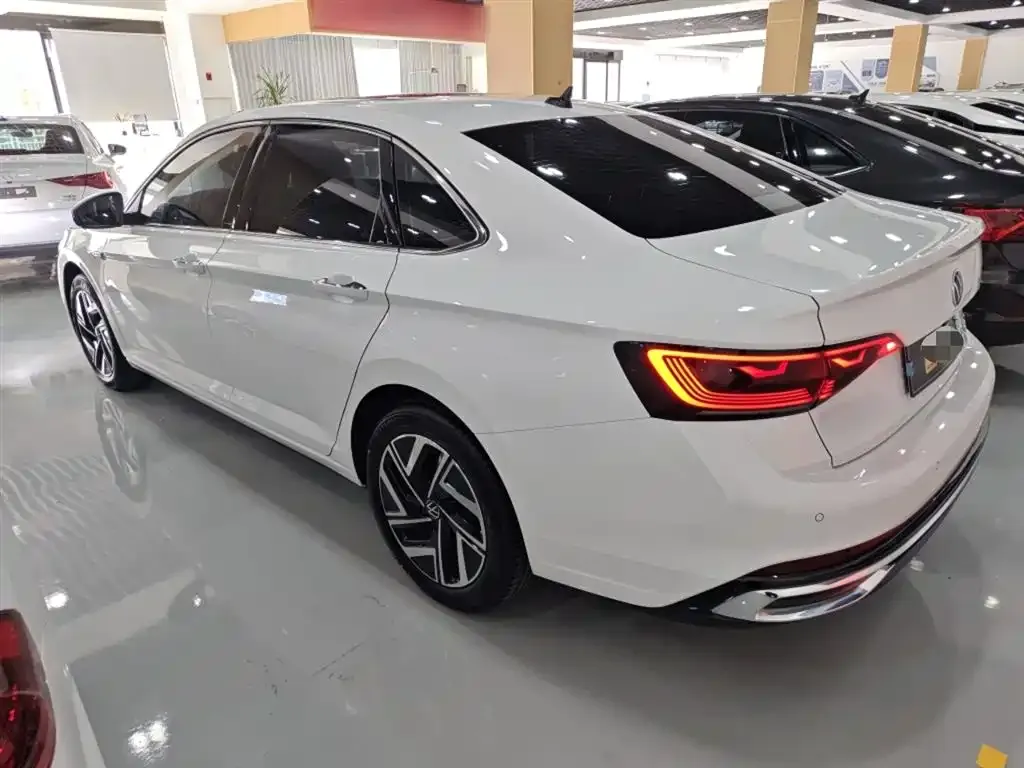 Volkswagen Sagitar 2024 из CN, фото 5