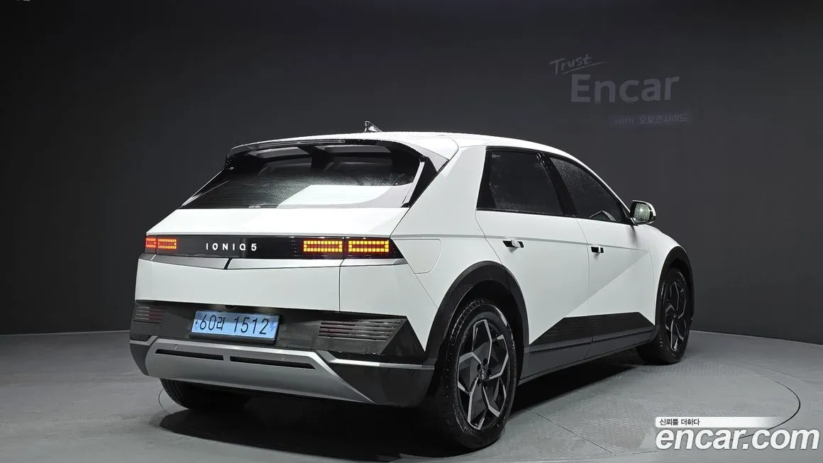 Hyundai Ioniq5 — фото 2