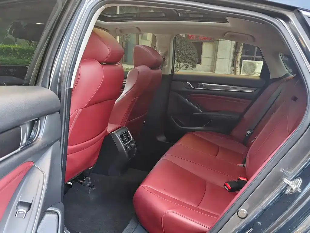 Honda Accord 2022 из CN, фото 7