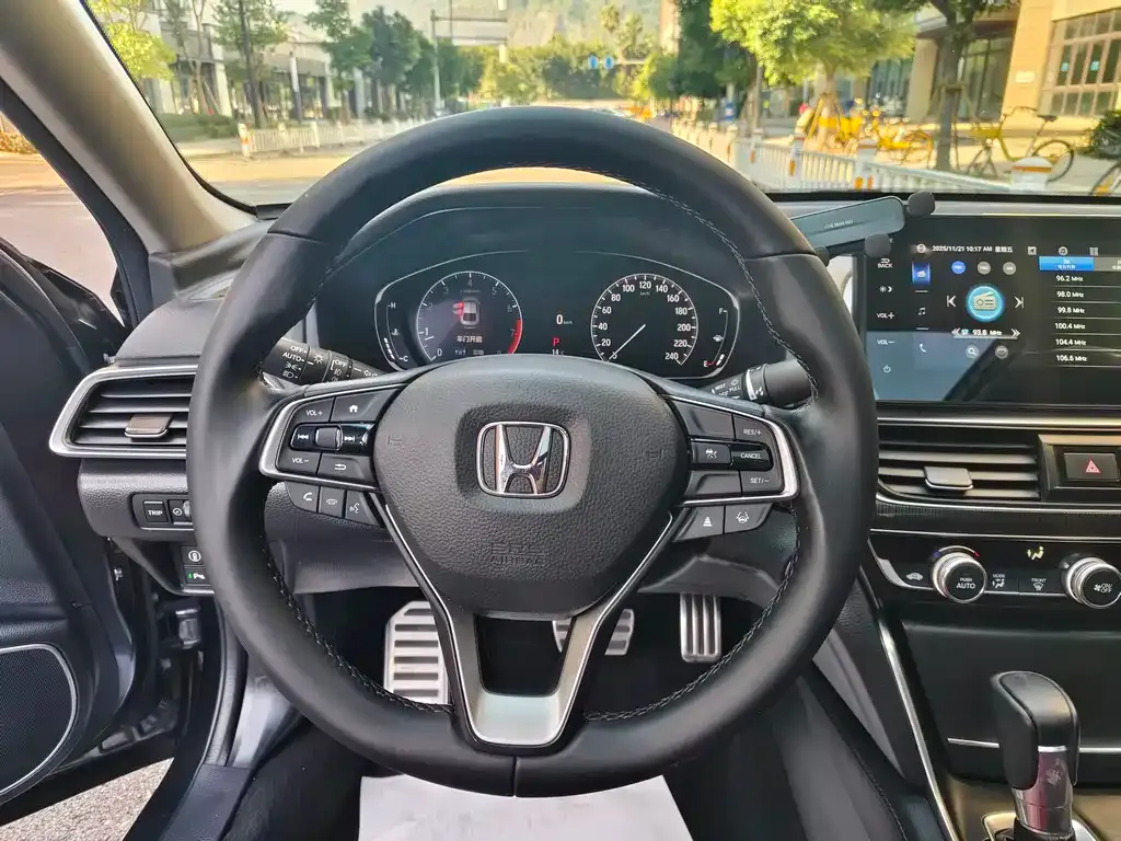 Honda Accord 2022 из CN, фото 9