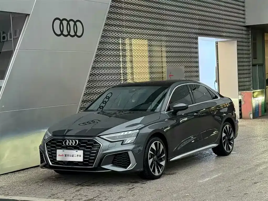 Audi A3 2024 из CN, фото 1