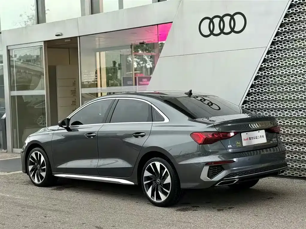 Audi A3 2024 из CN, фото 4