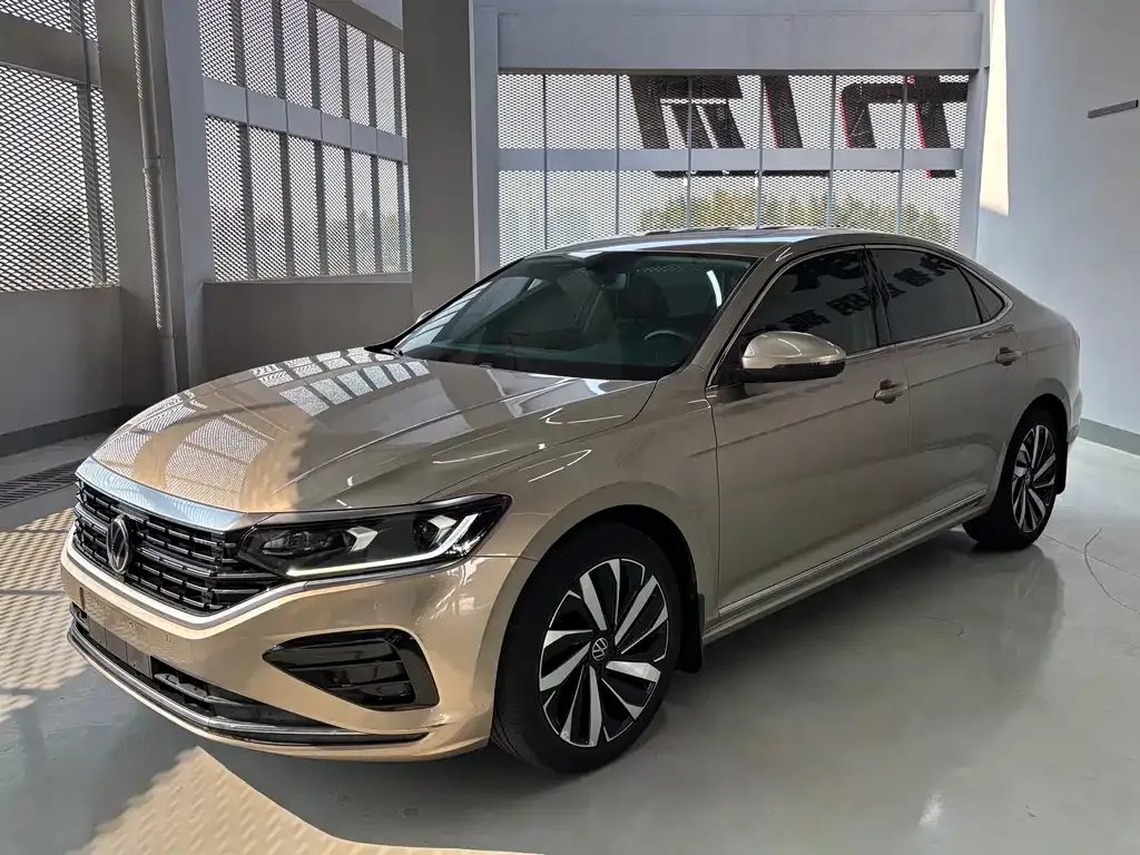 Volkswagen Passat — фото 3