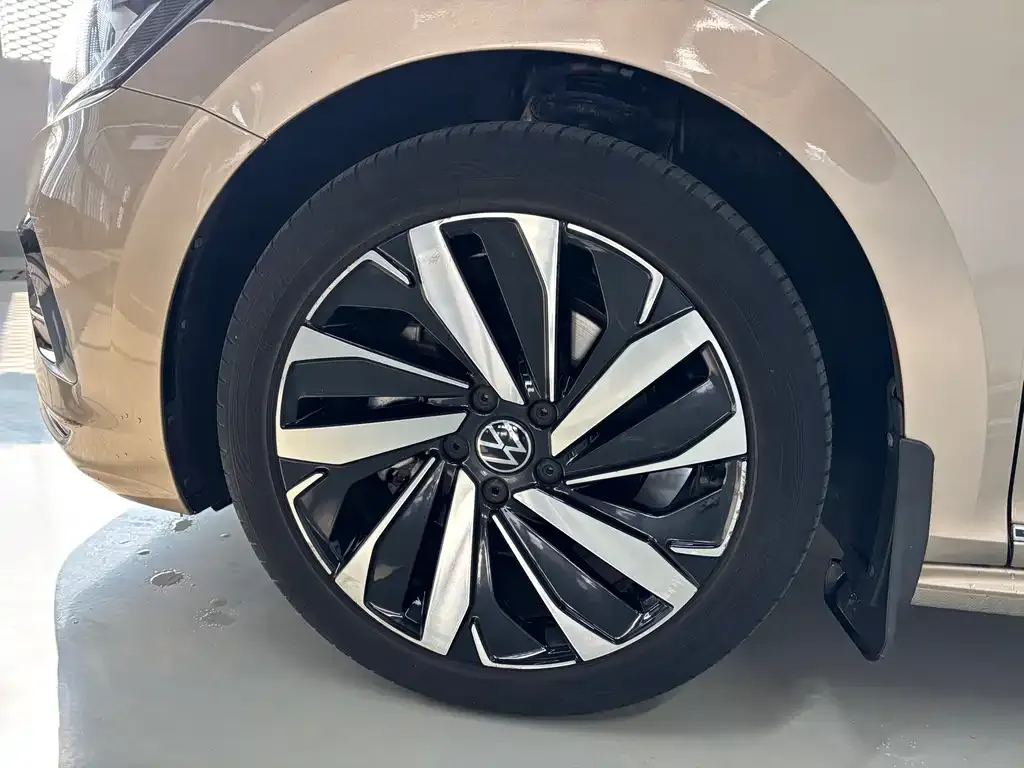 Volkswagen Passat — фото 4